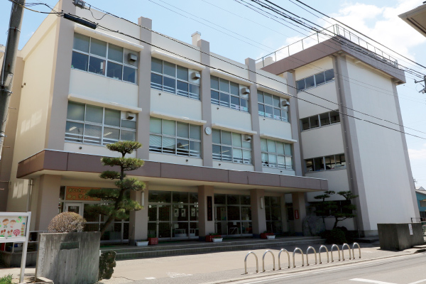 新潟市立上所小学校